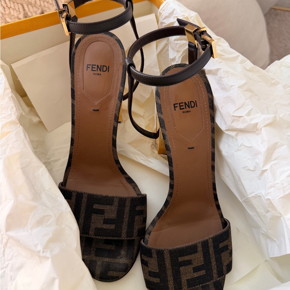 Fendi Black and Gold Heeled Sandals - Picture 3 of 7